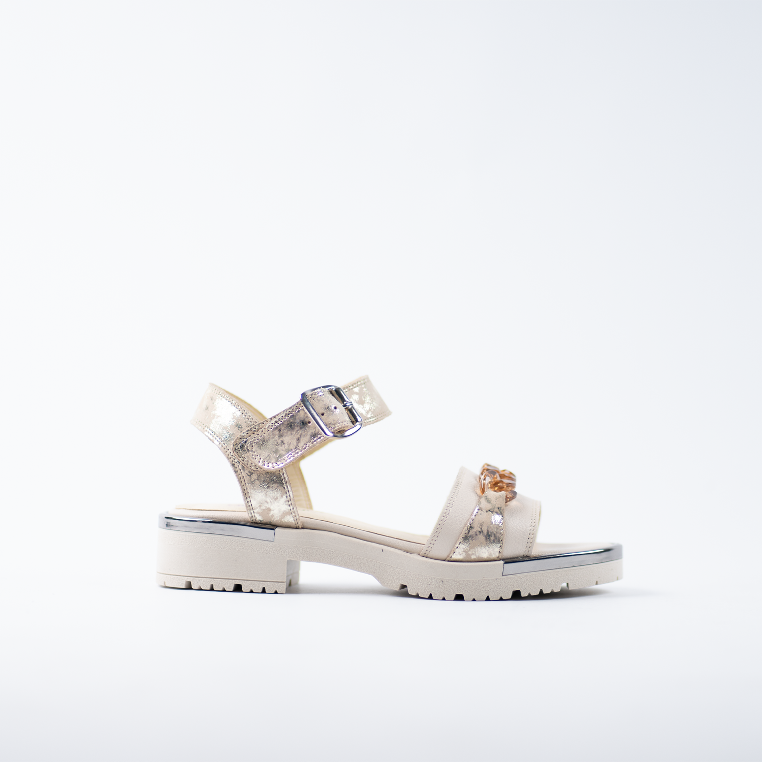 Marcella Oro Carey 9