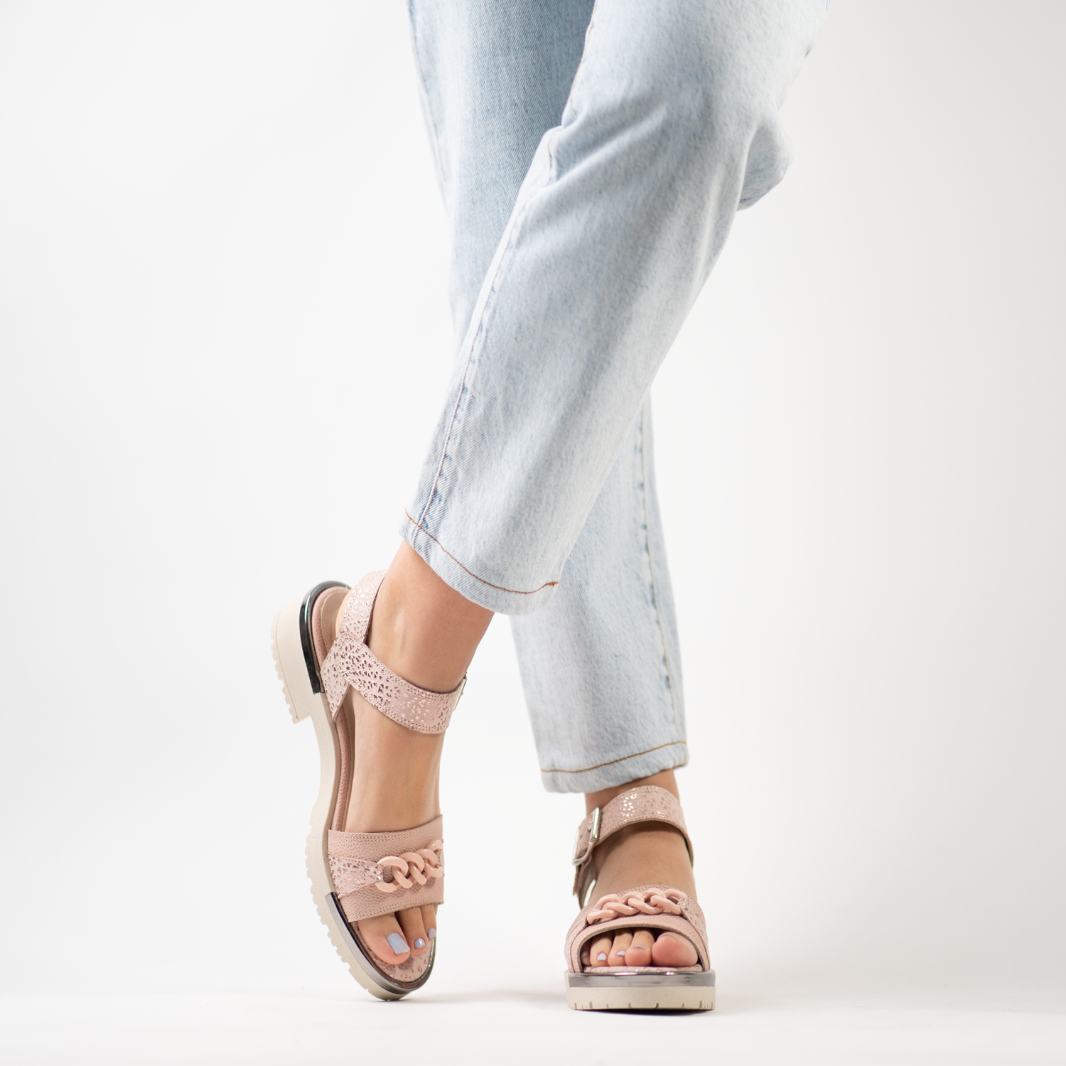 Marcella Moon Rose 6