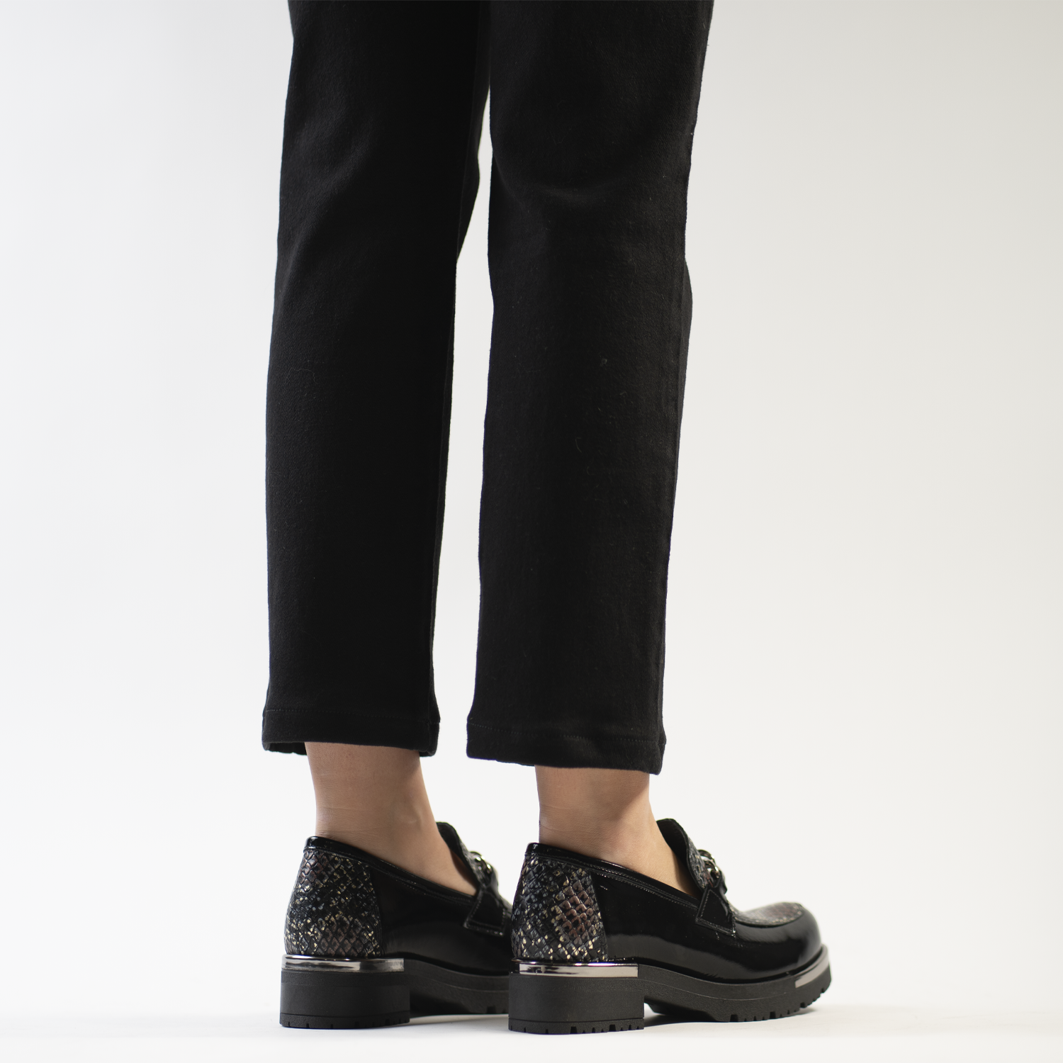 Lisboa Negro King Oro 11