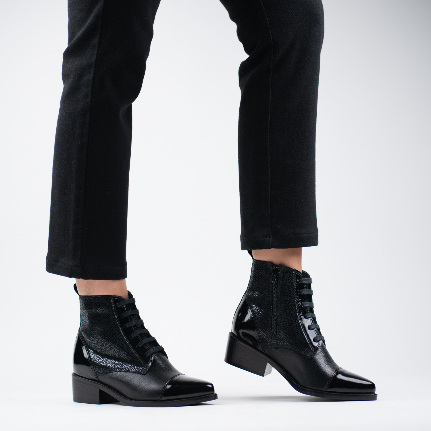 Sorrento Dark Black 3