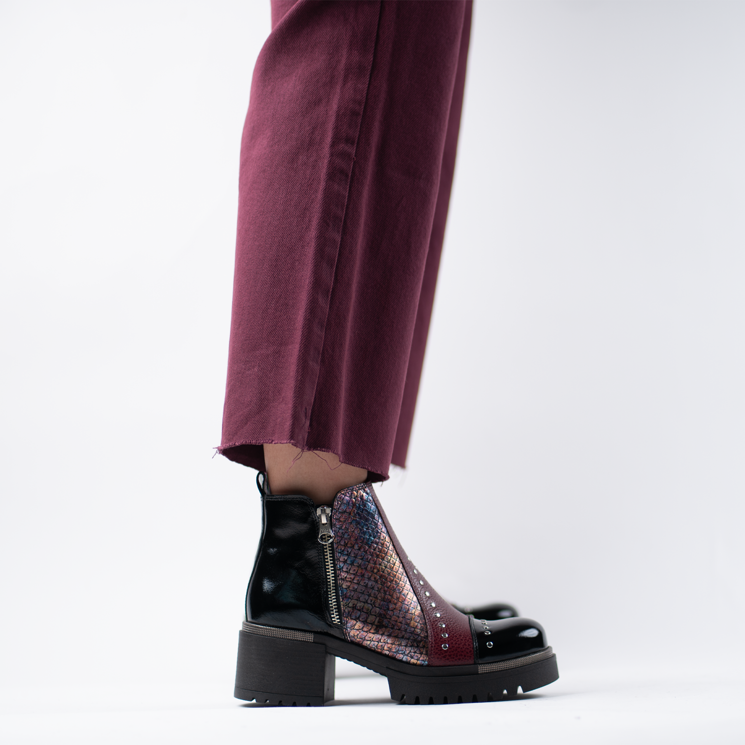 Atenas Bordó Alpha 12