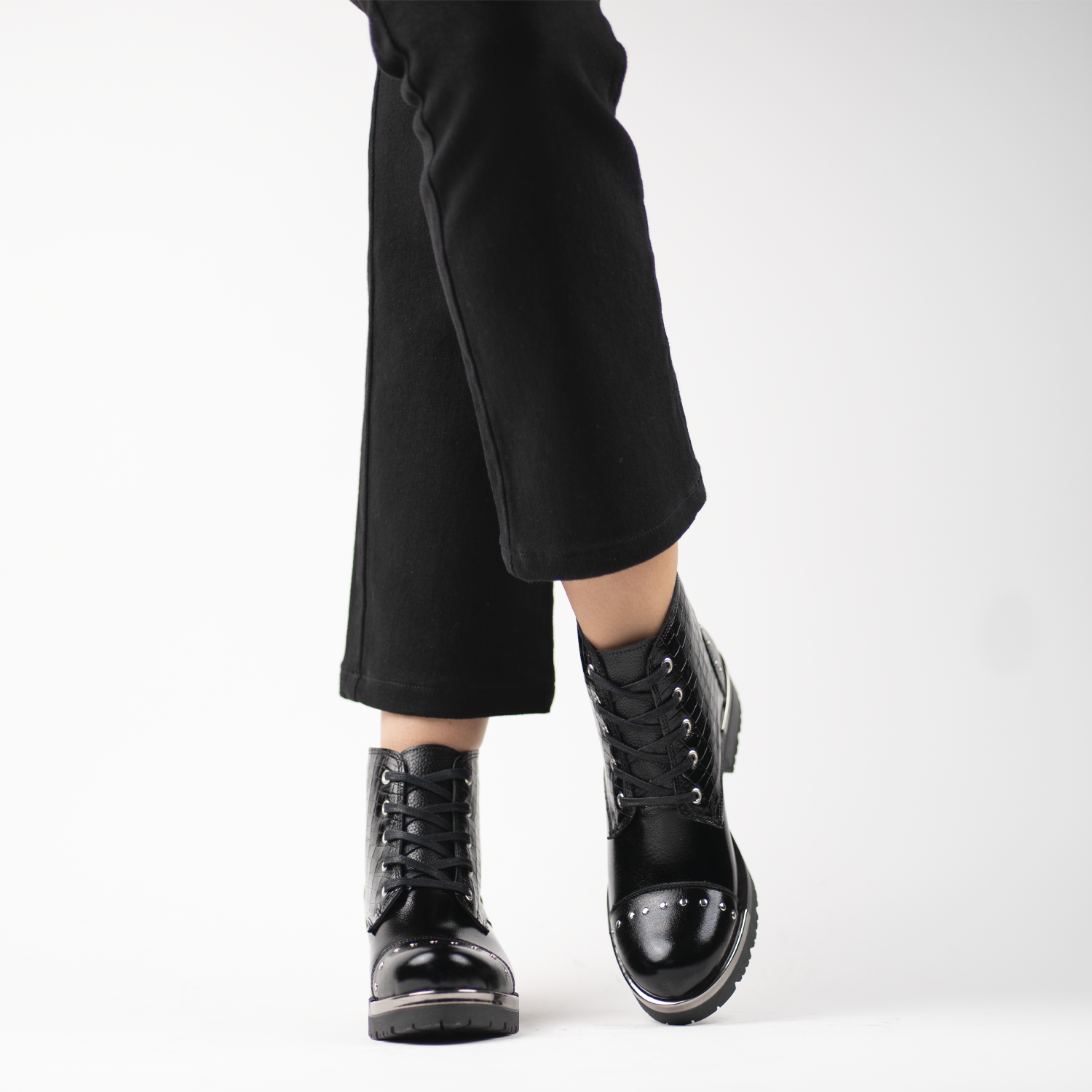 Milán Black 9