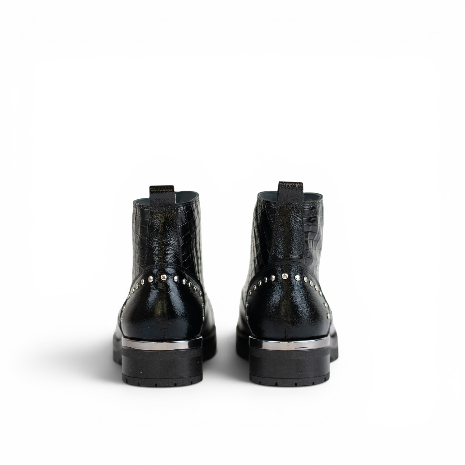 Milán Black 7