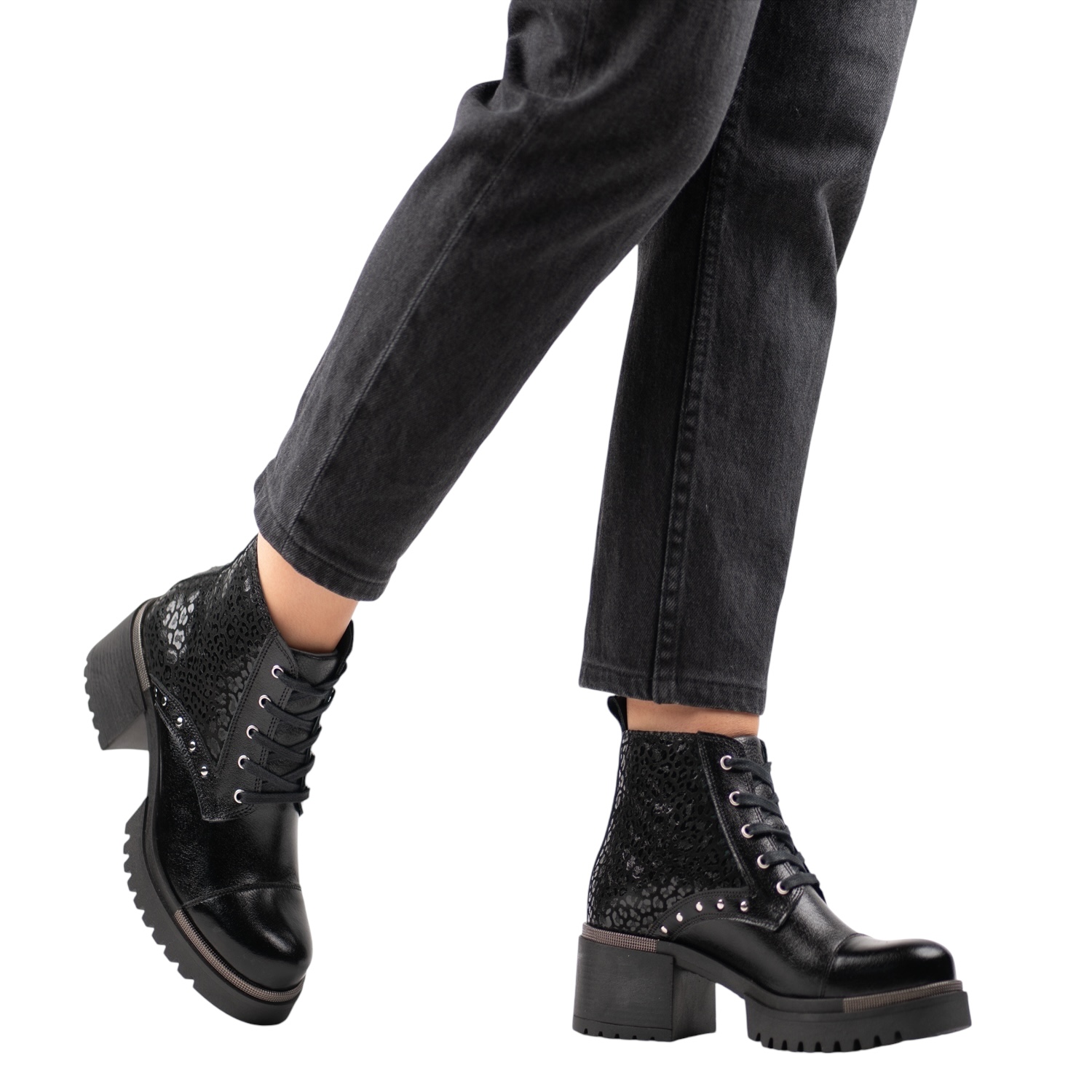 Matilda Black Print 8