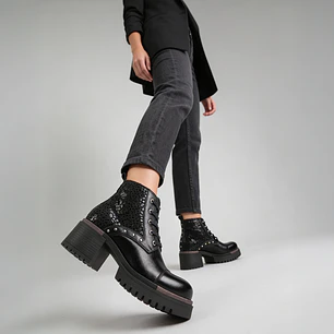 Matilda Black Print