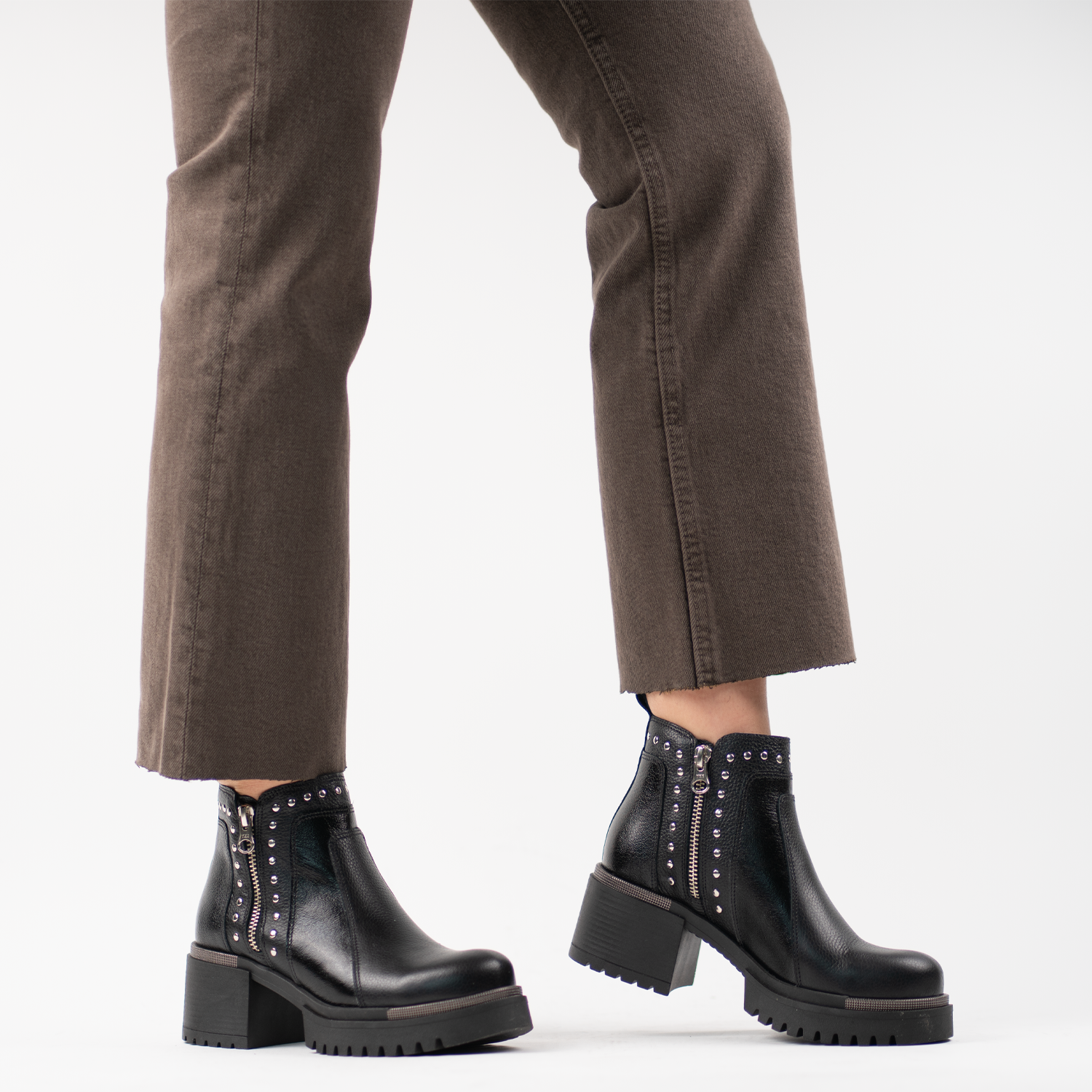 Troya Black 4