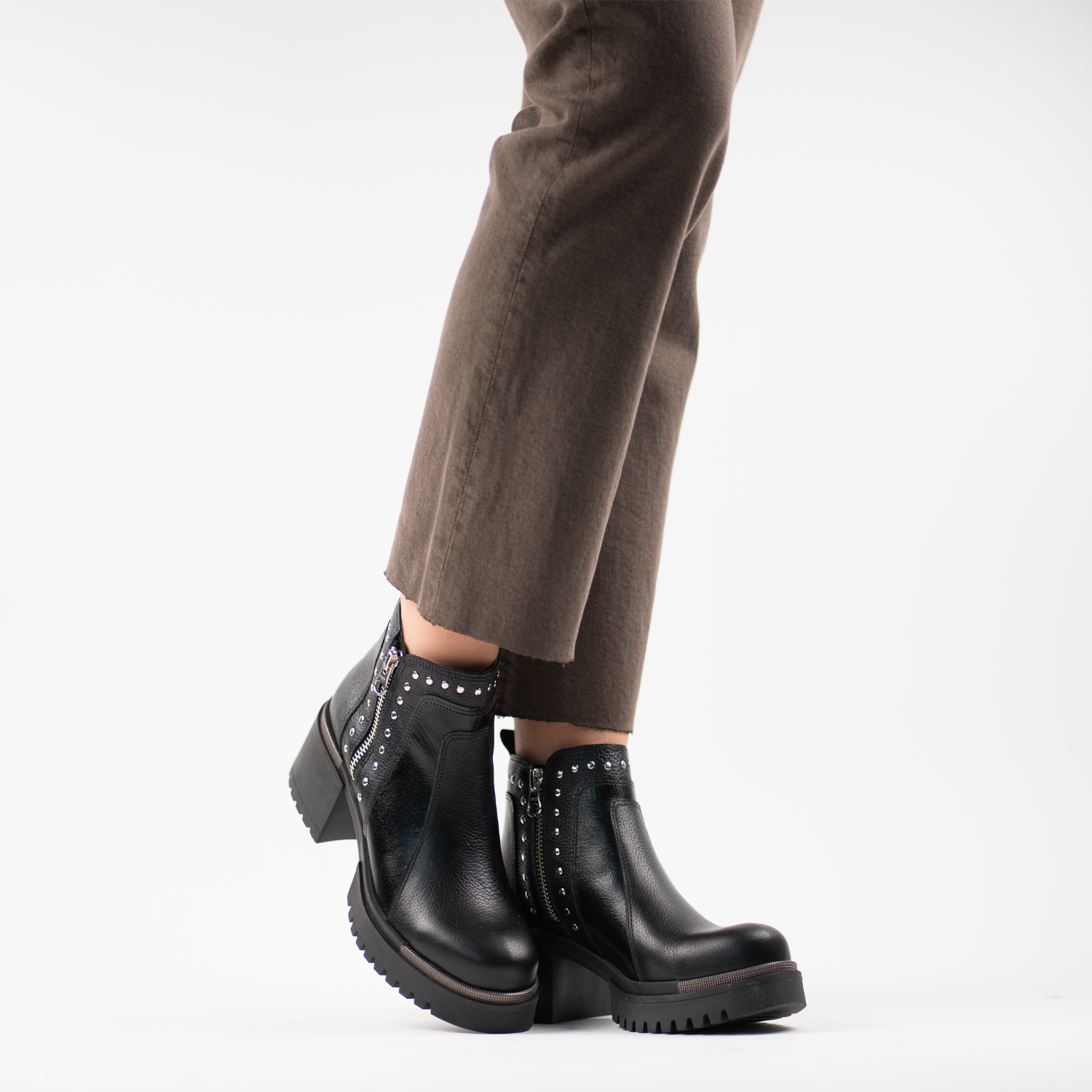 Troya Black 8