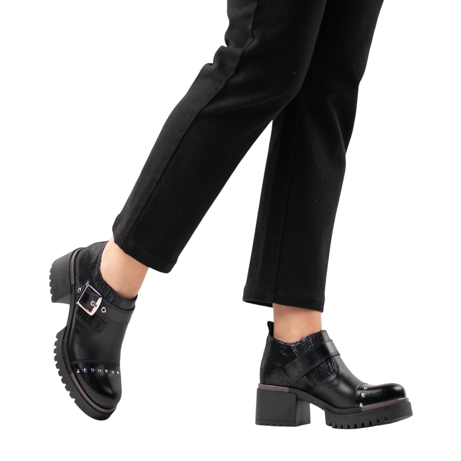 Petra Black 8