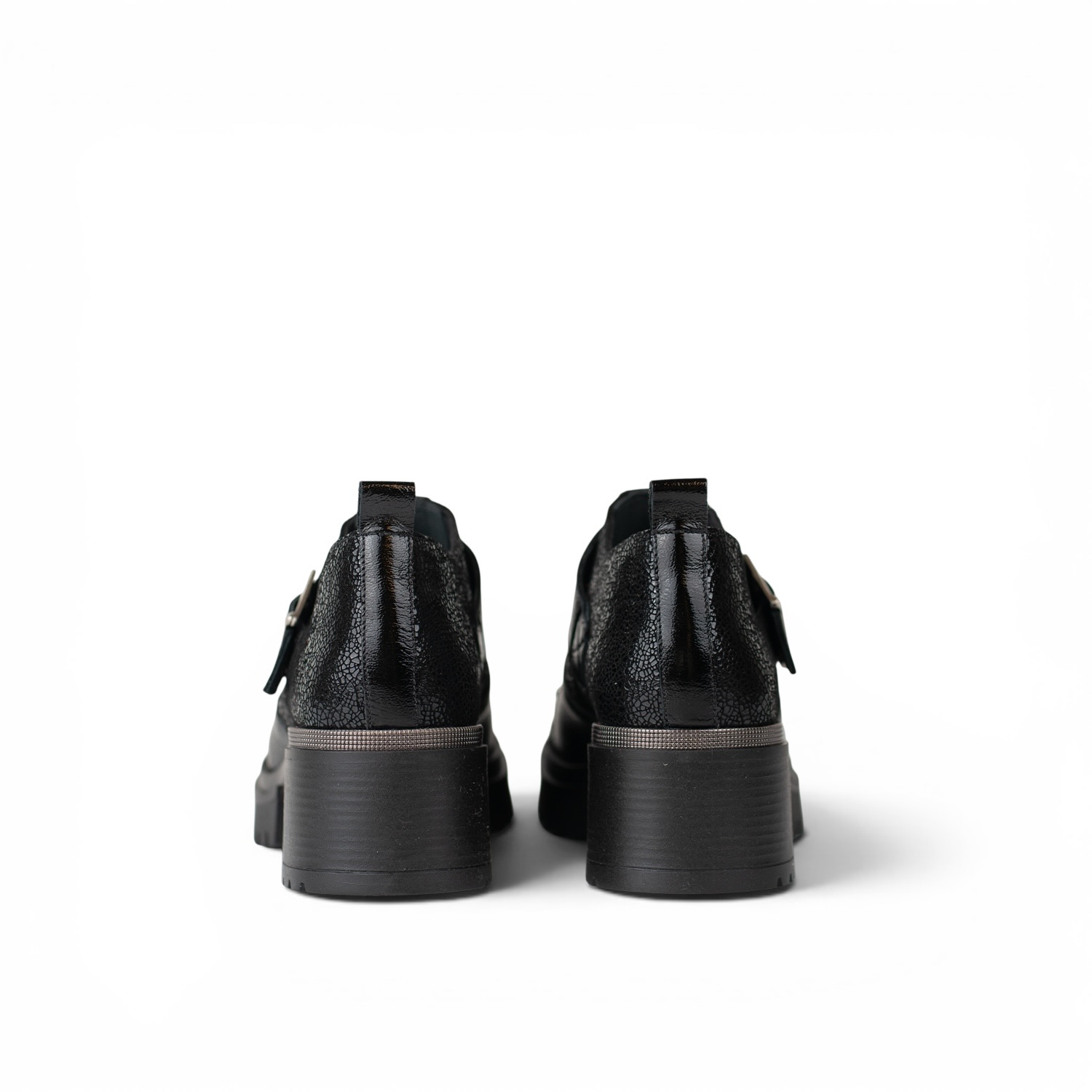 Petra Black 7