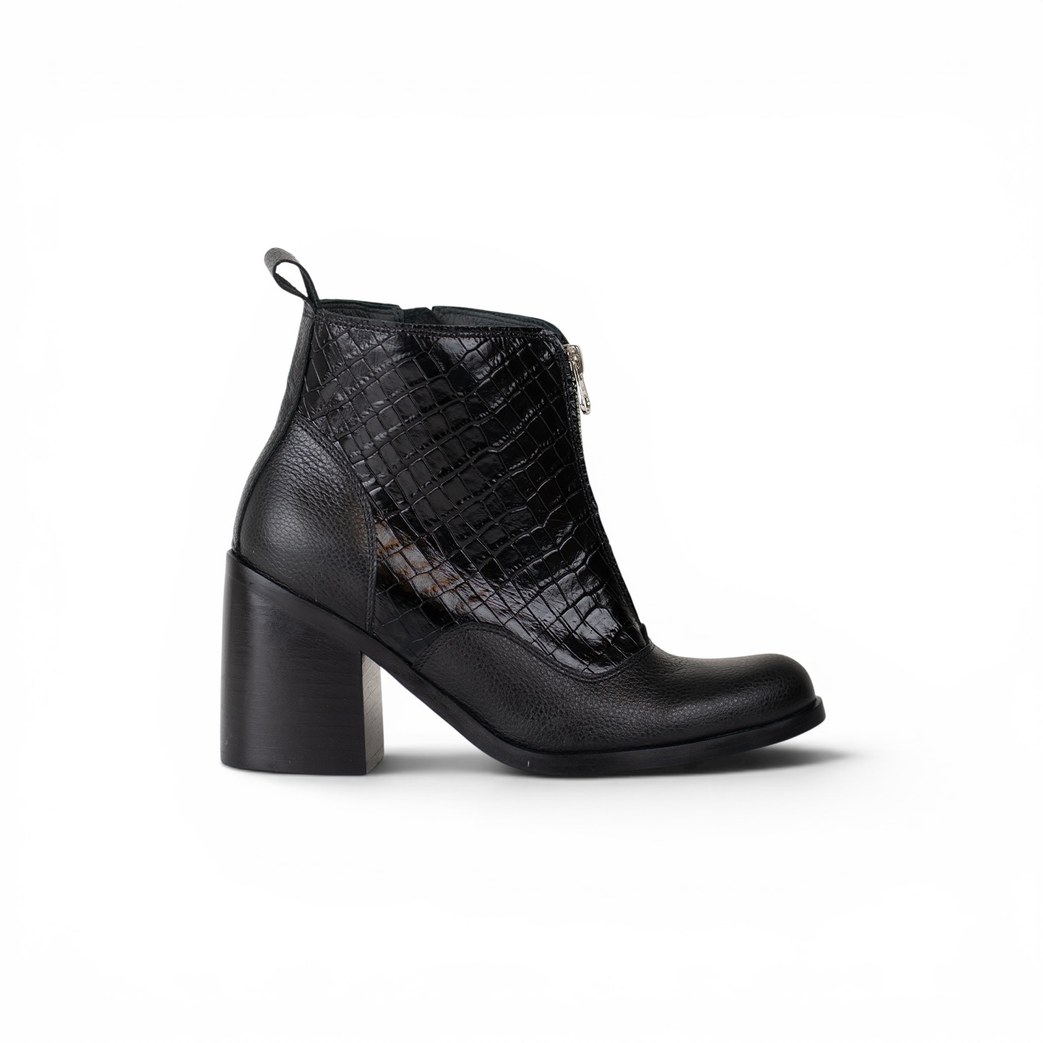 Elda Black 2