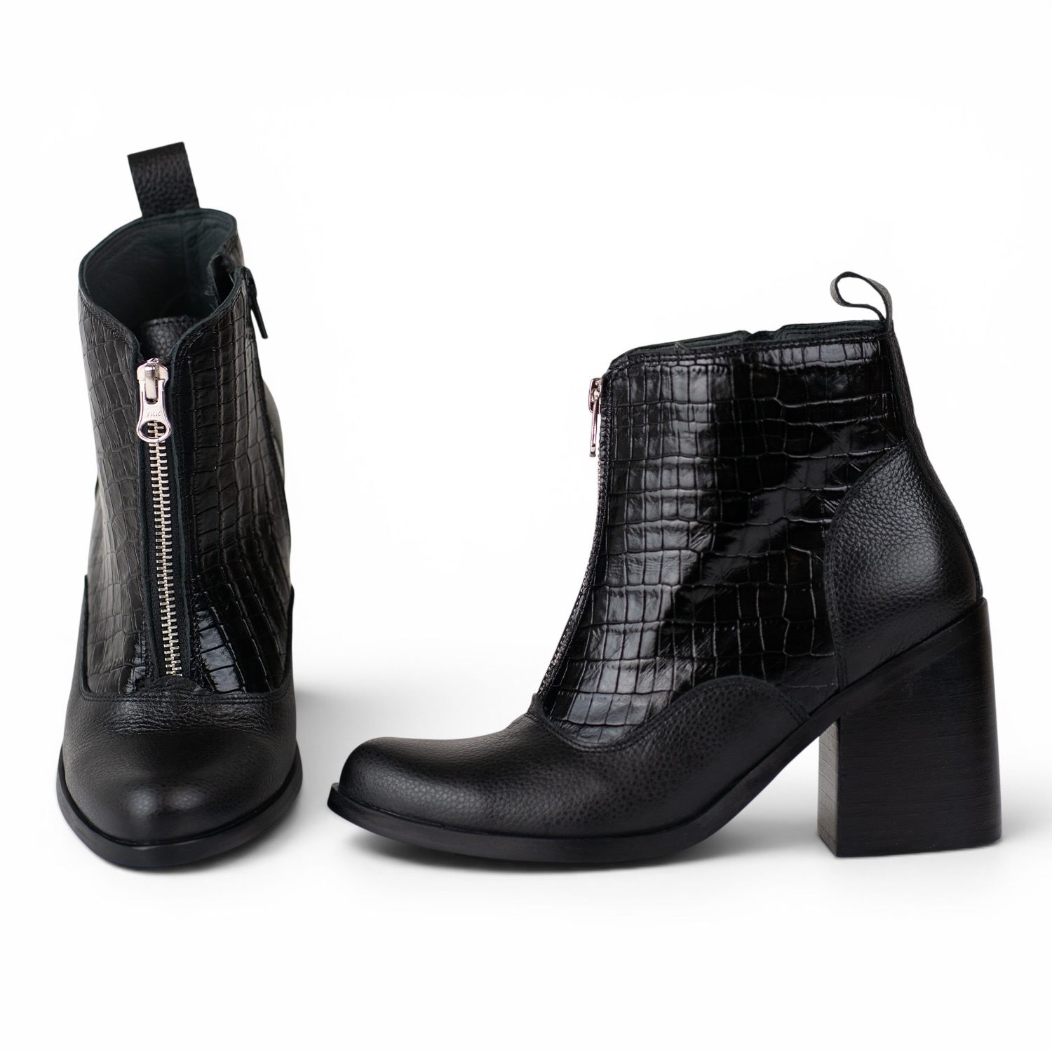 Elda Black 4