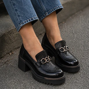Praga Dark Black