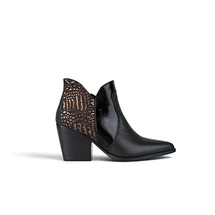 Mia Black Copper