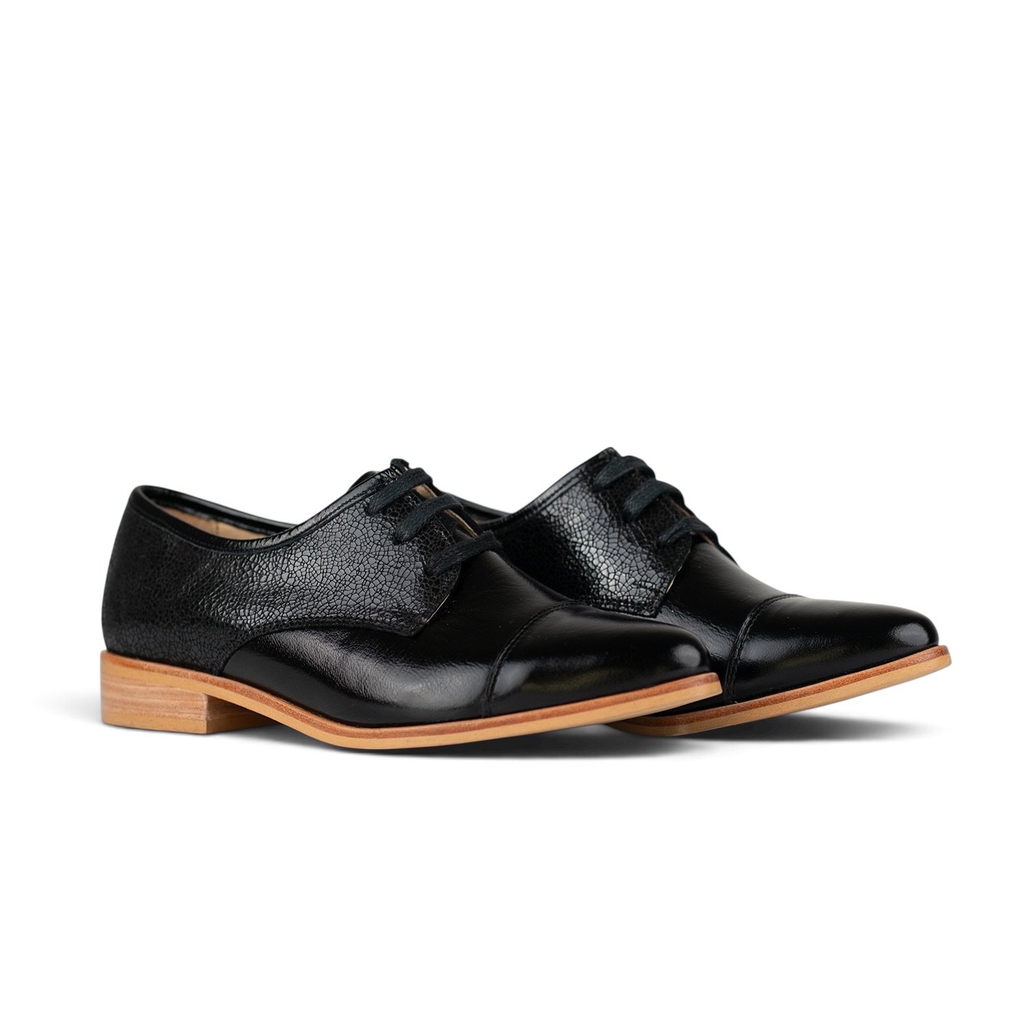 Flavia Black 3