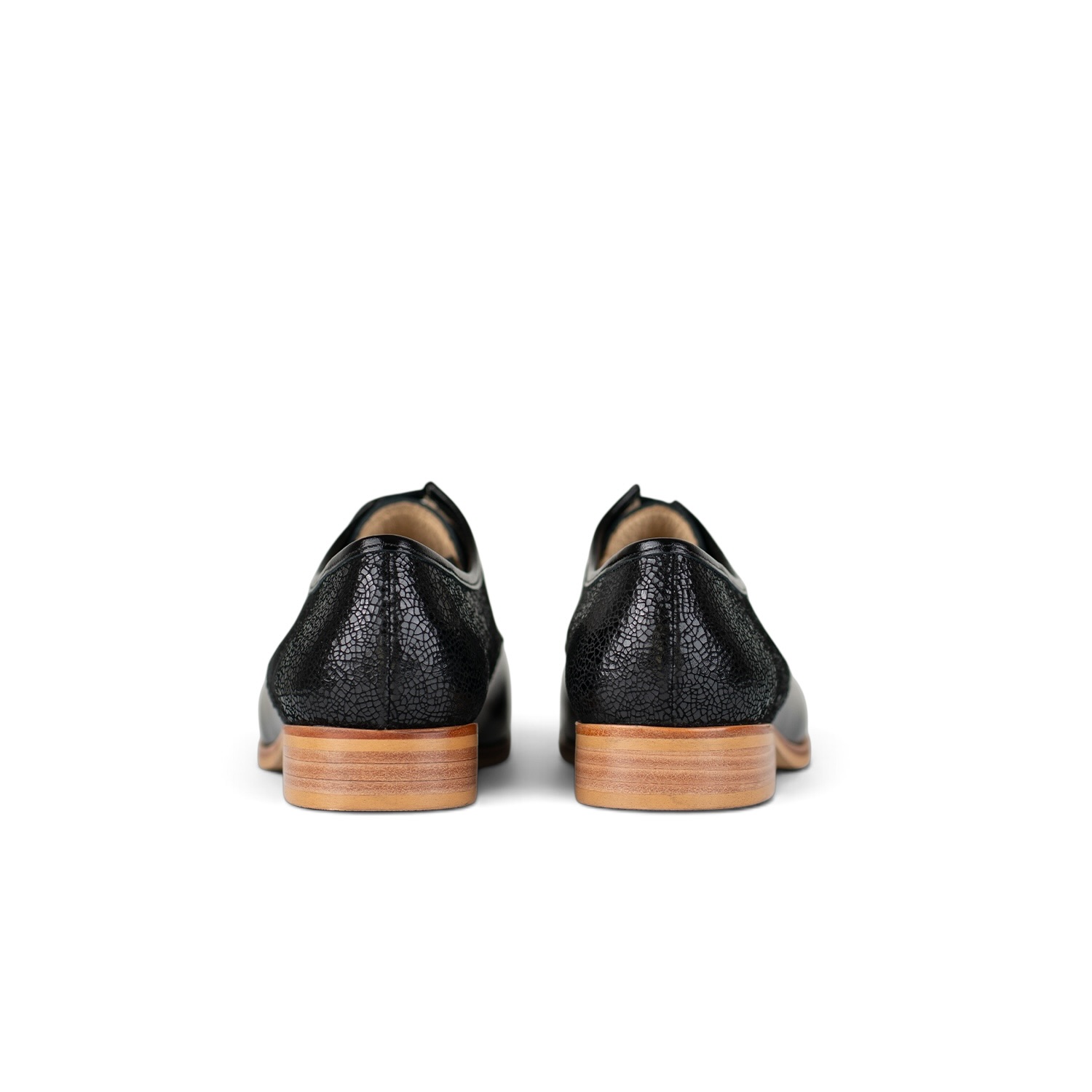 Flavia Black 7