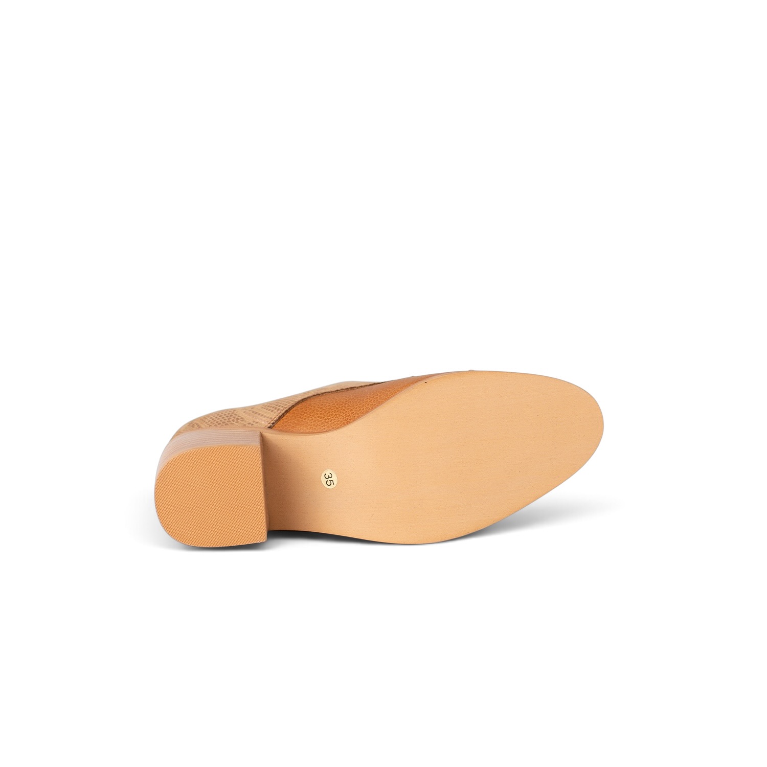 Marta Camel Cobrizo 7