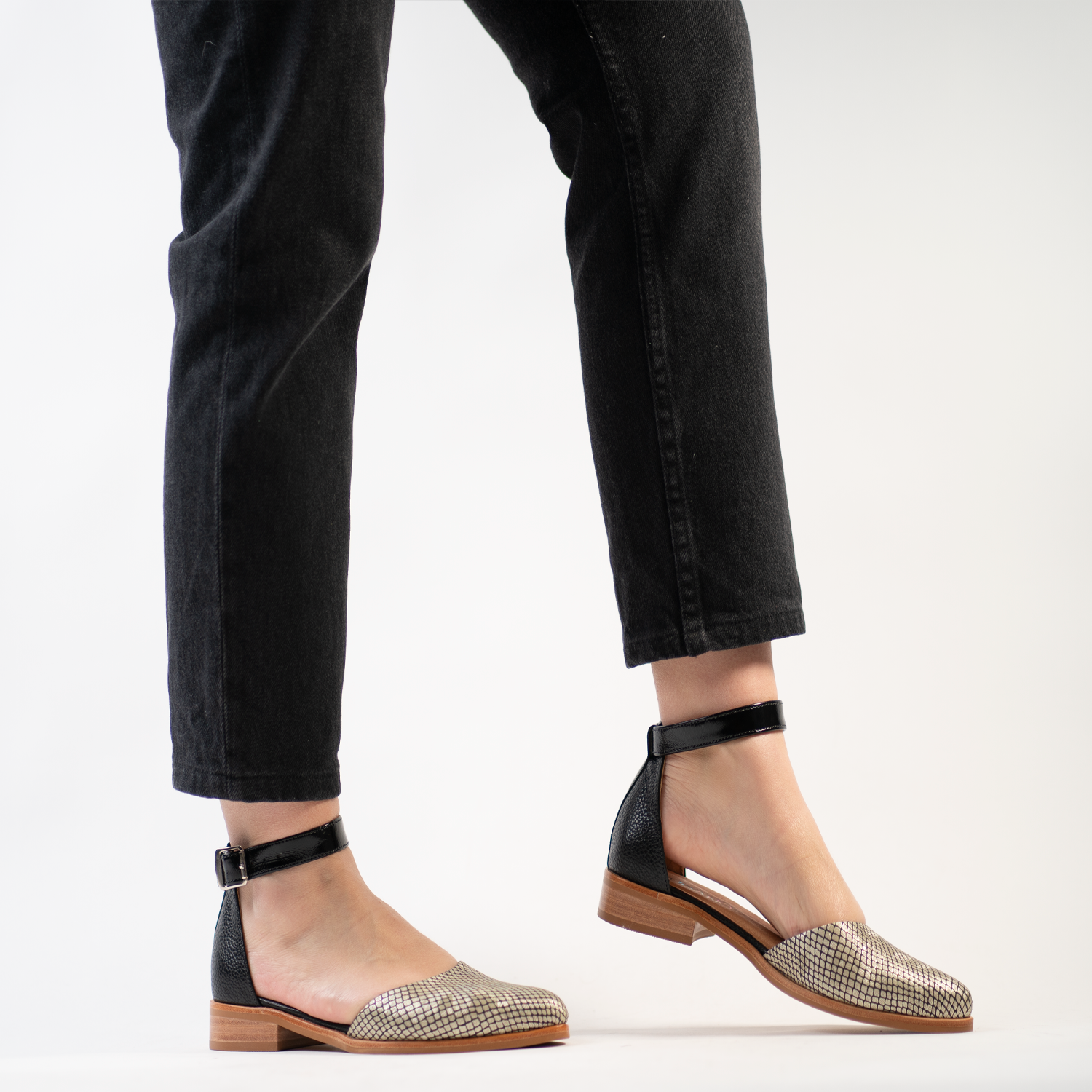 Alma Black Gold 13