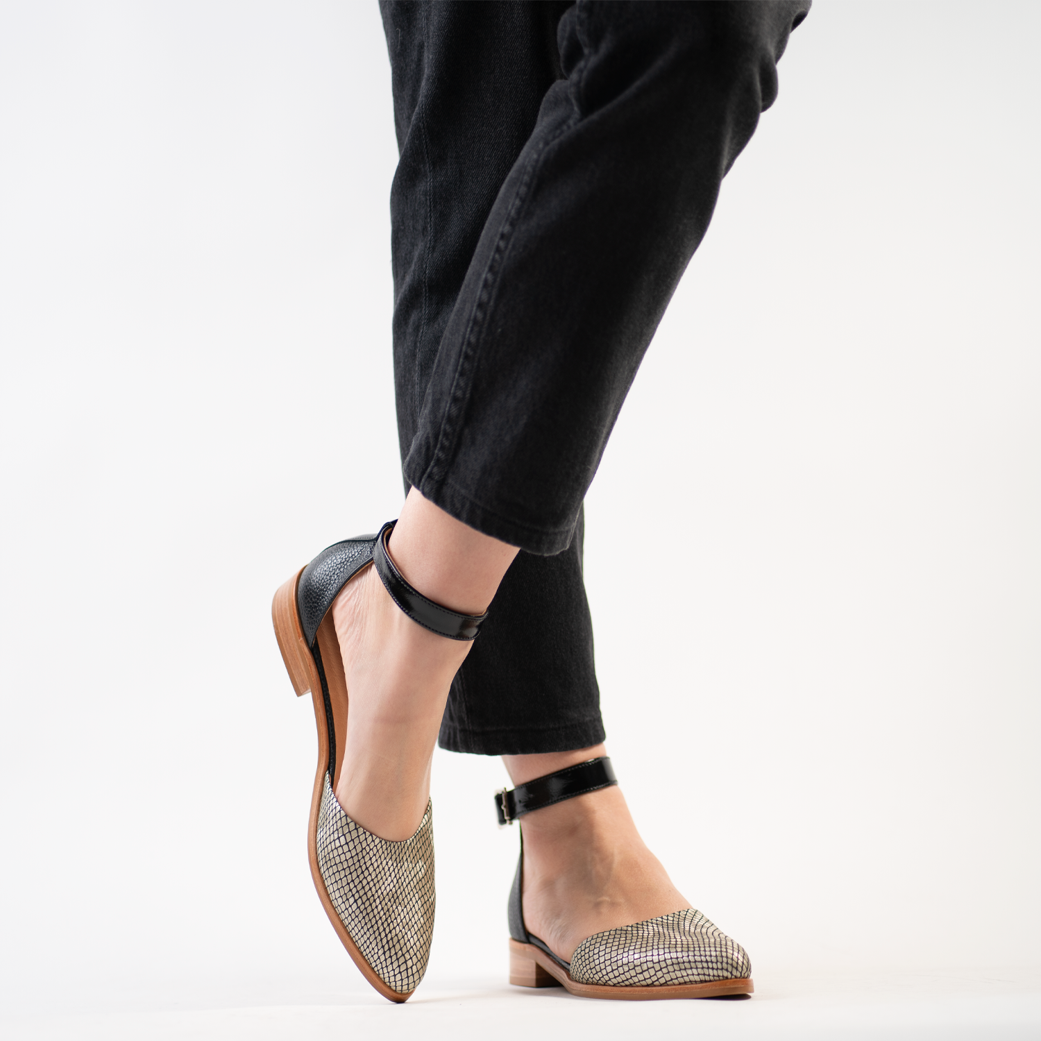 Alma Black Gold 14