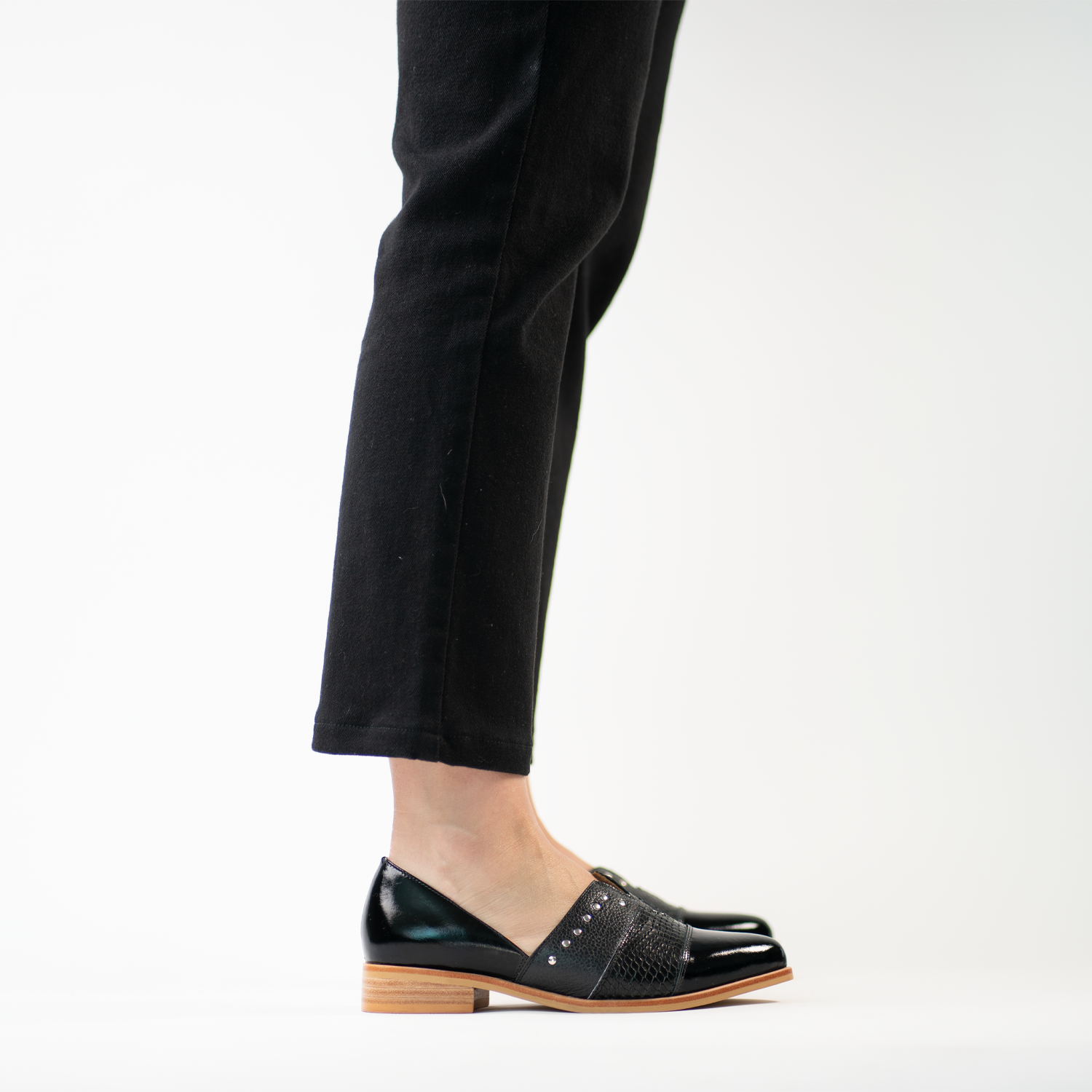 Cala Black 8