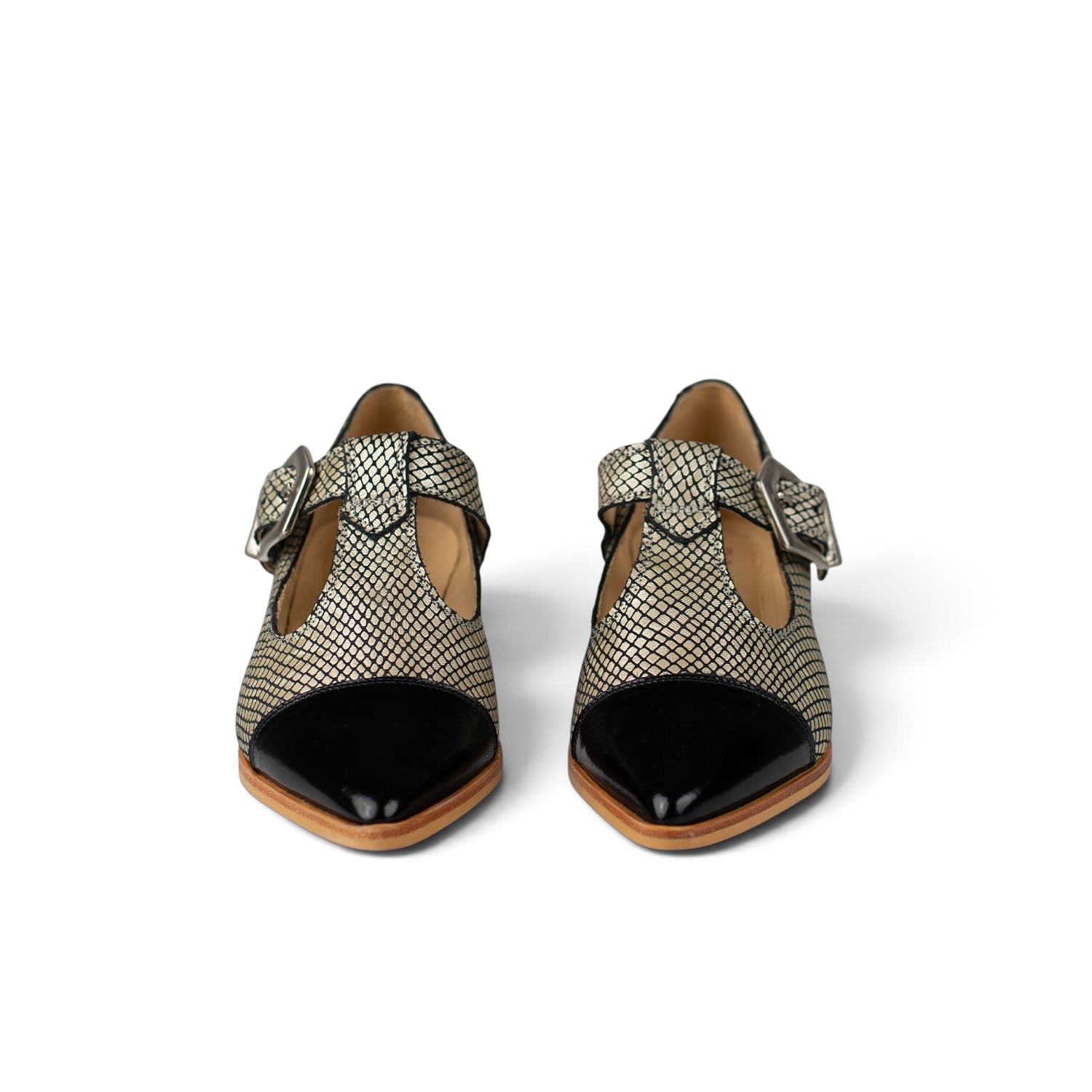 Elsa Black Gold 4
