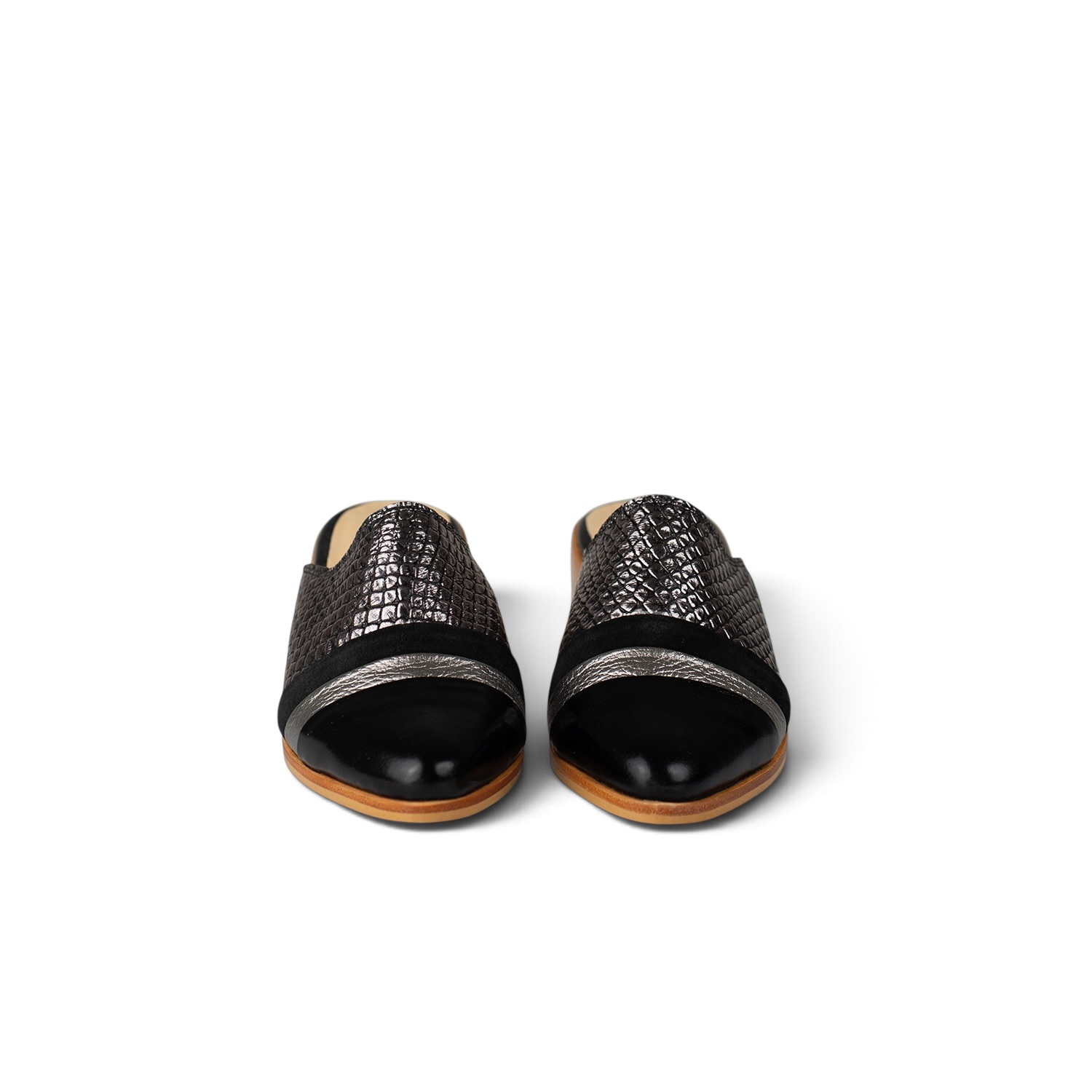 Adela Black Silver 4