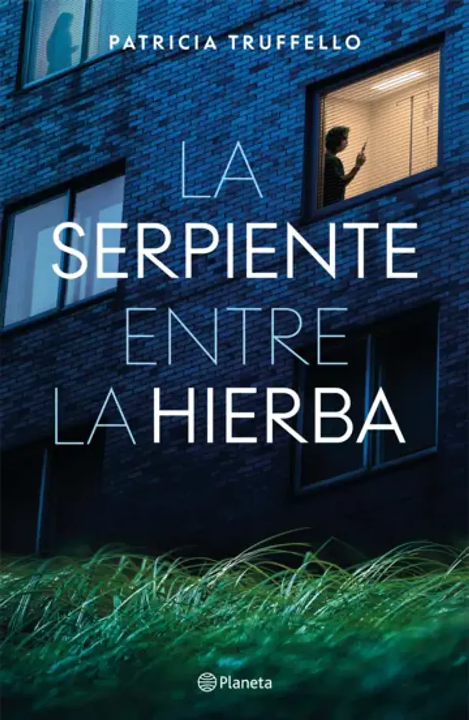 La serpiente entre la hierba 1