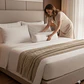 Set 2 Almohadas Tubulares 450 Gr Tela 300 Hilos Algodón Egipcio 30x60 cm Blanco - Miniatura 4