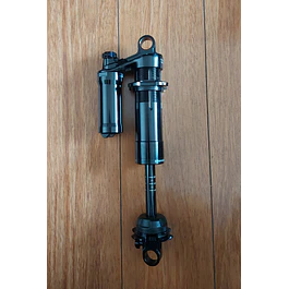 Rockshox Super Deluxe Ultimate 250 Usado