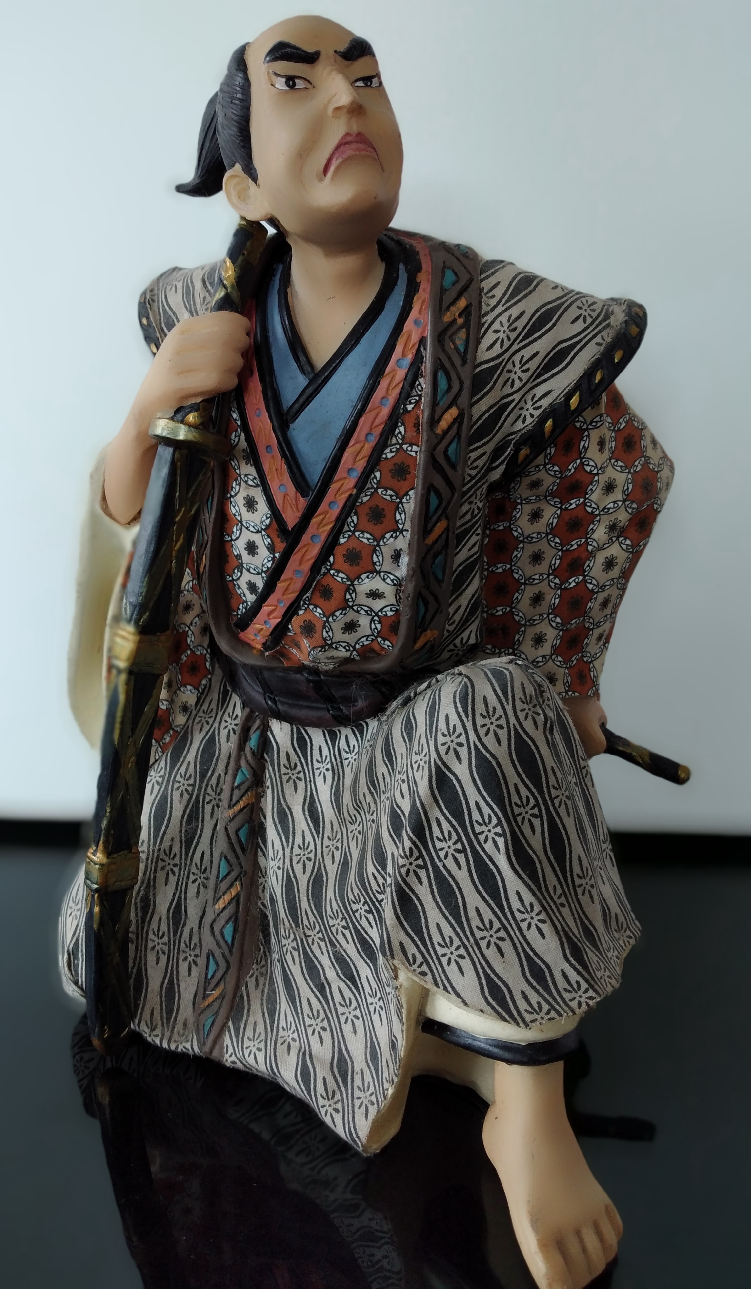 Escultura guerreiro samurai