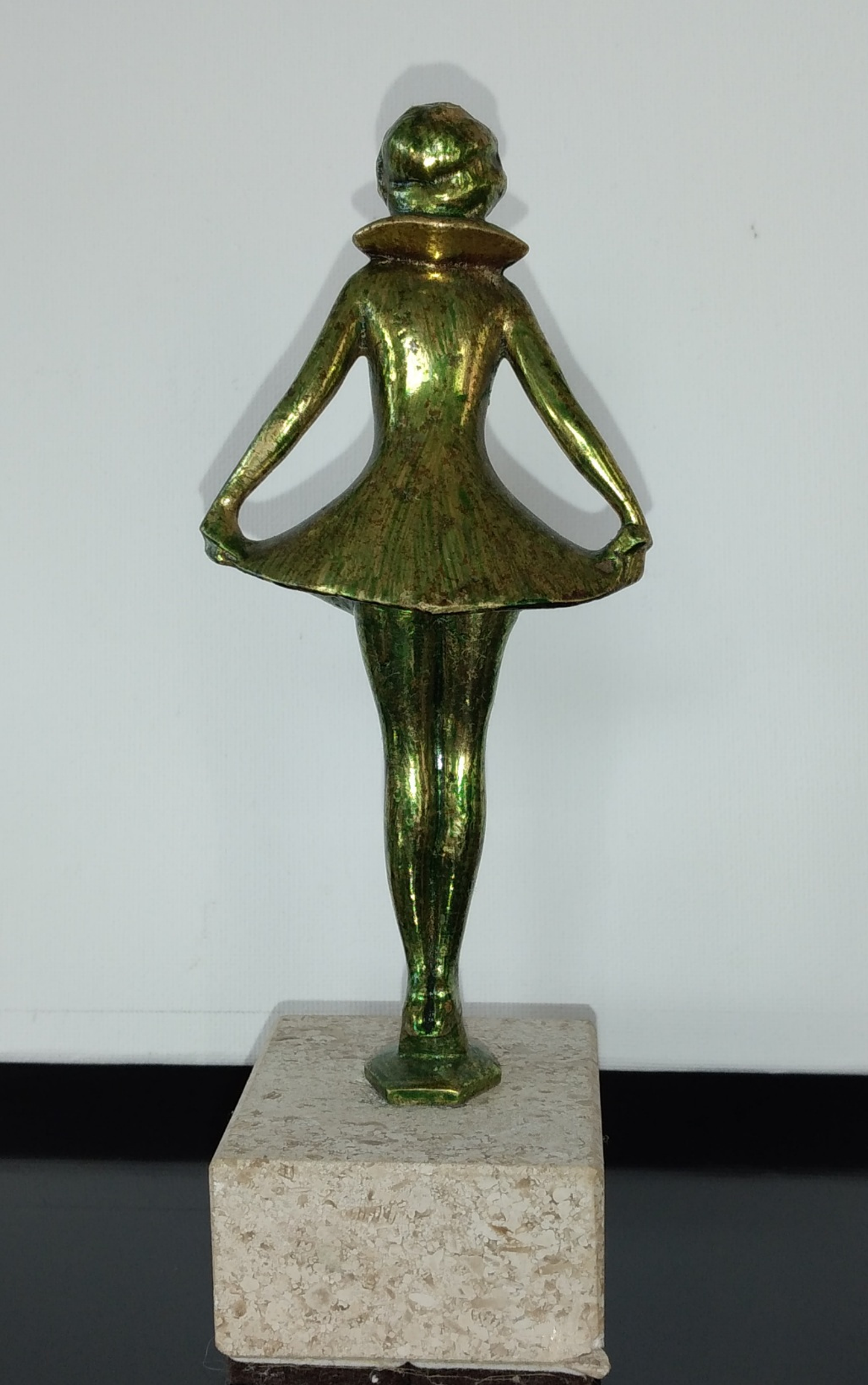 Figura feminina arte déco  3