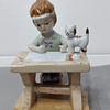 Estatueta em porcelana