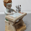 Estatueta em porcelana