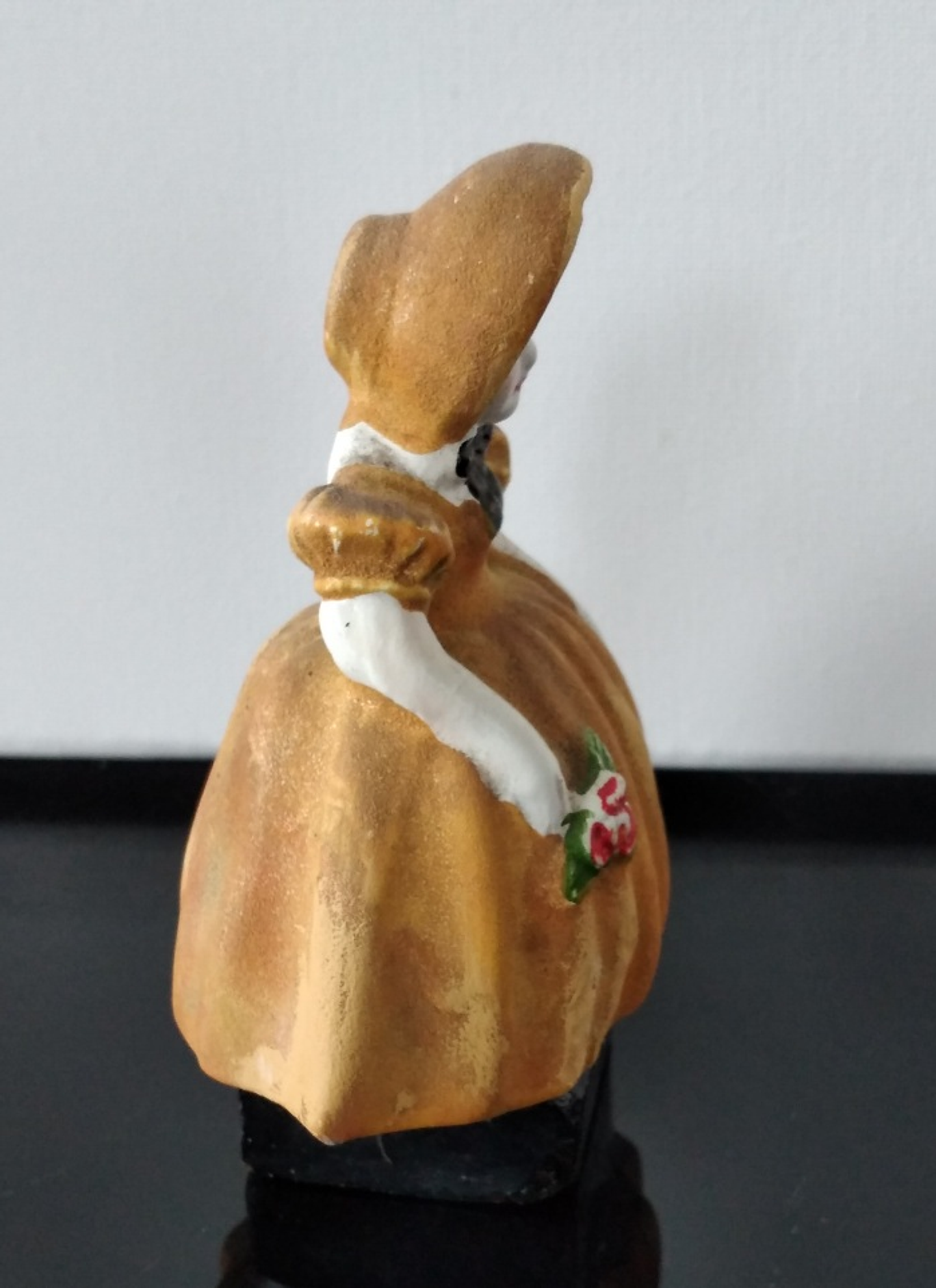 Bibelot em faiança  4