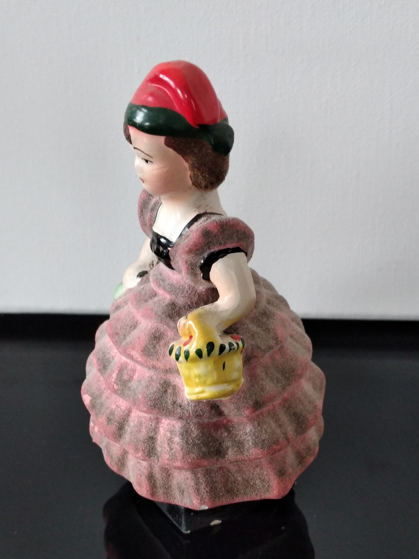 Bibelot em faiança  2