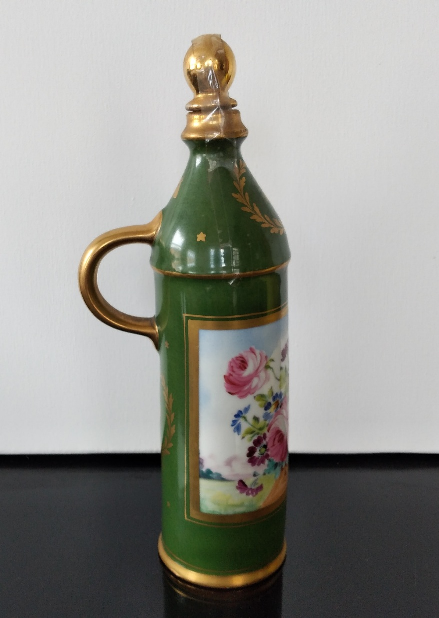 Garrafa em porcelana 2