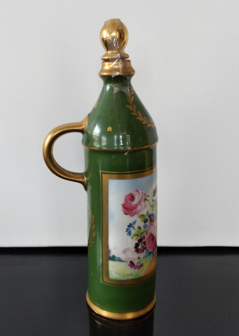 Garrafa em porcelana 2