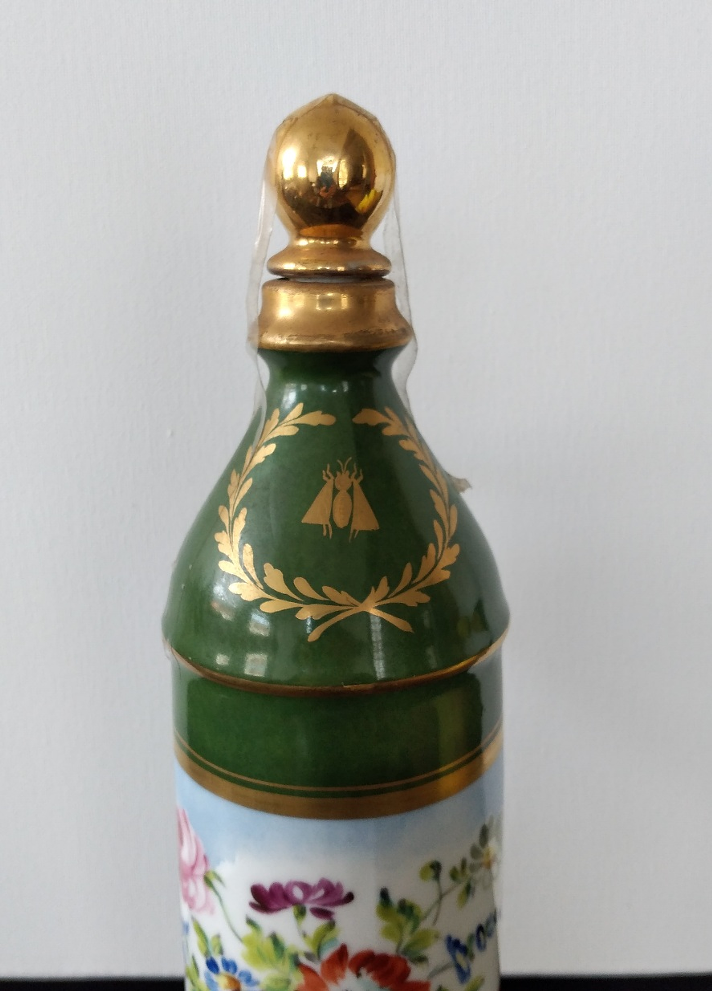 Garrafa em porcelana 5