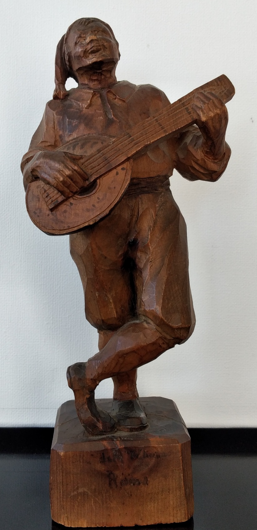 Escultura em madeira 