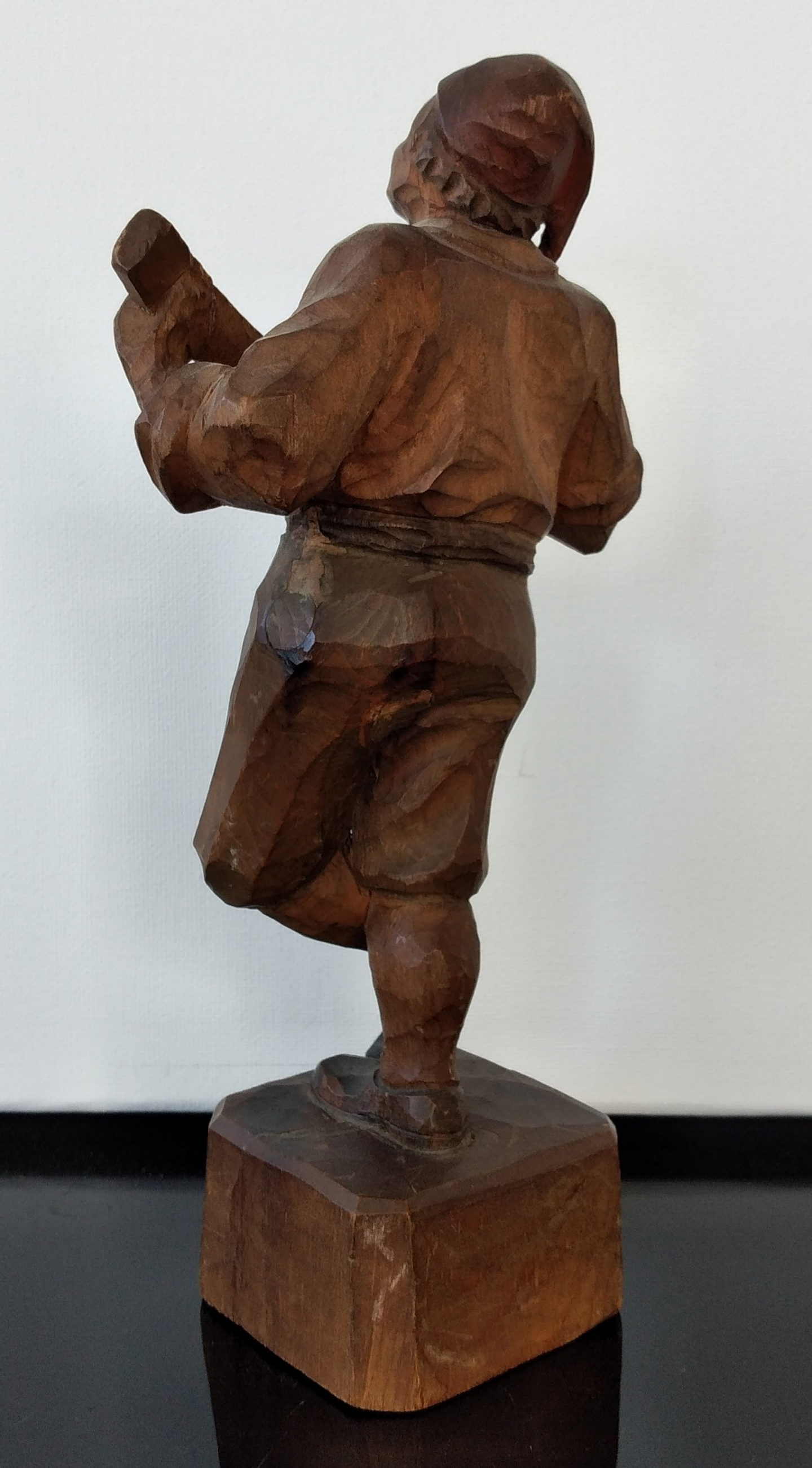 Escultura em madeira  3