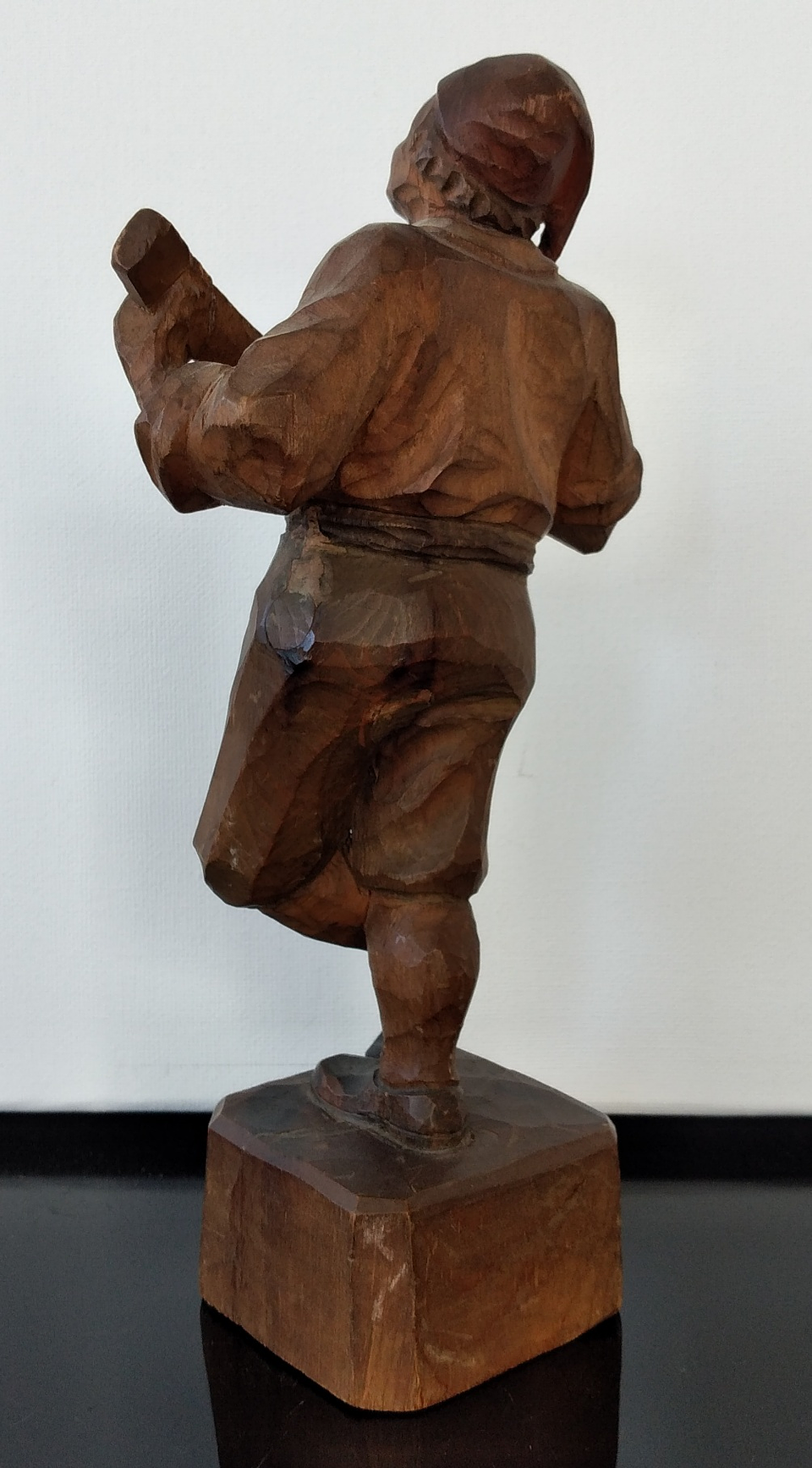 Escultura em madeira  3