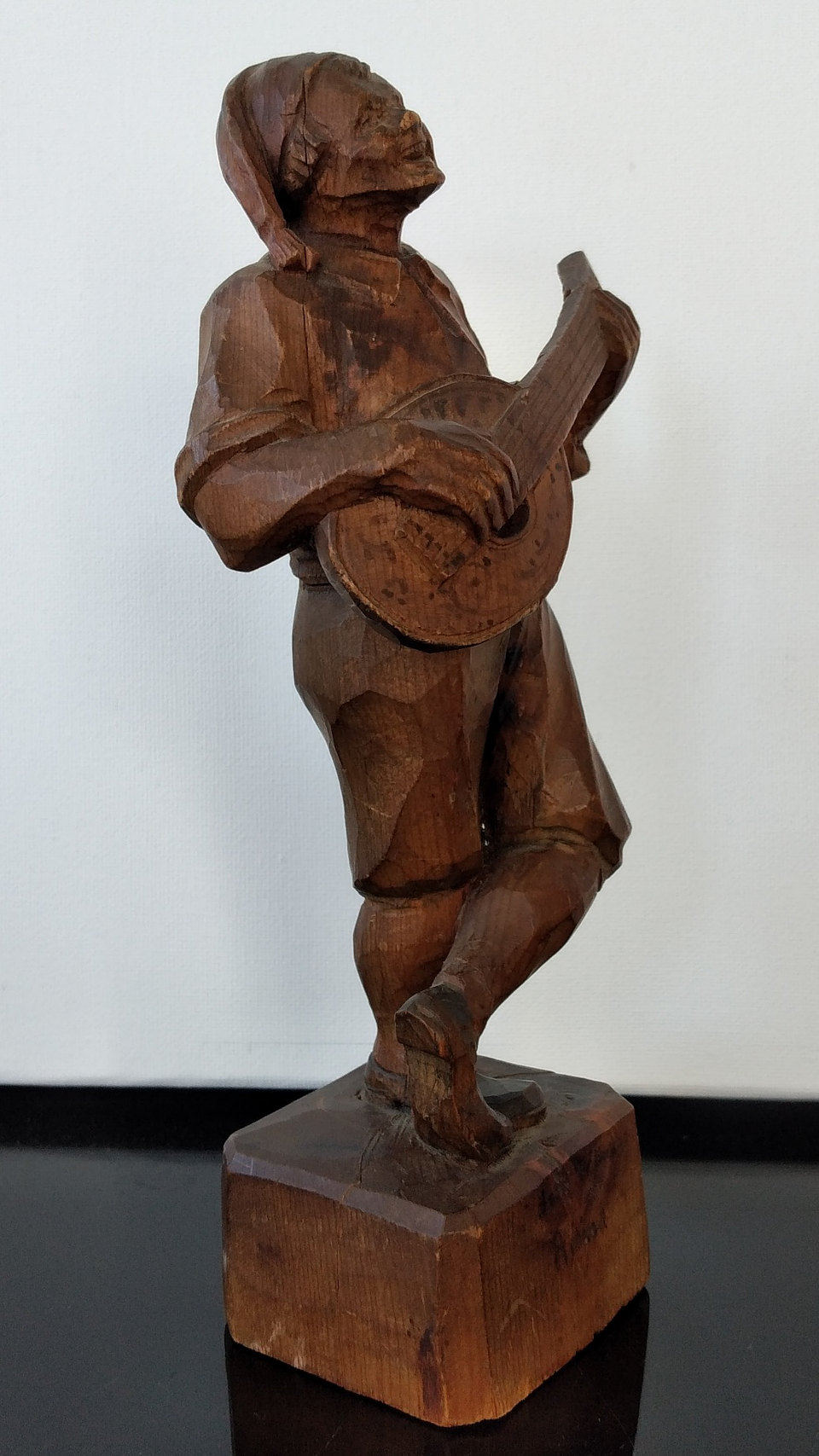 Escultura em madeira  5