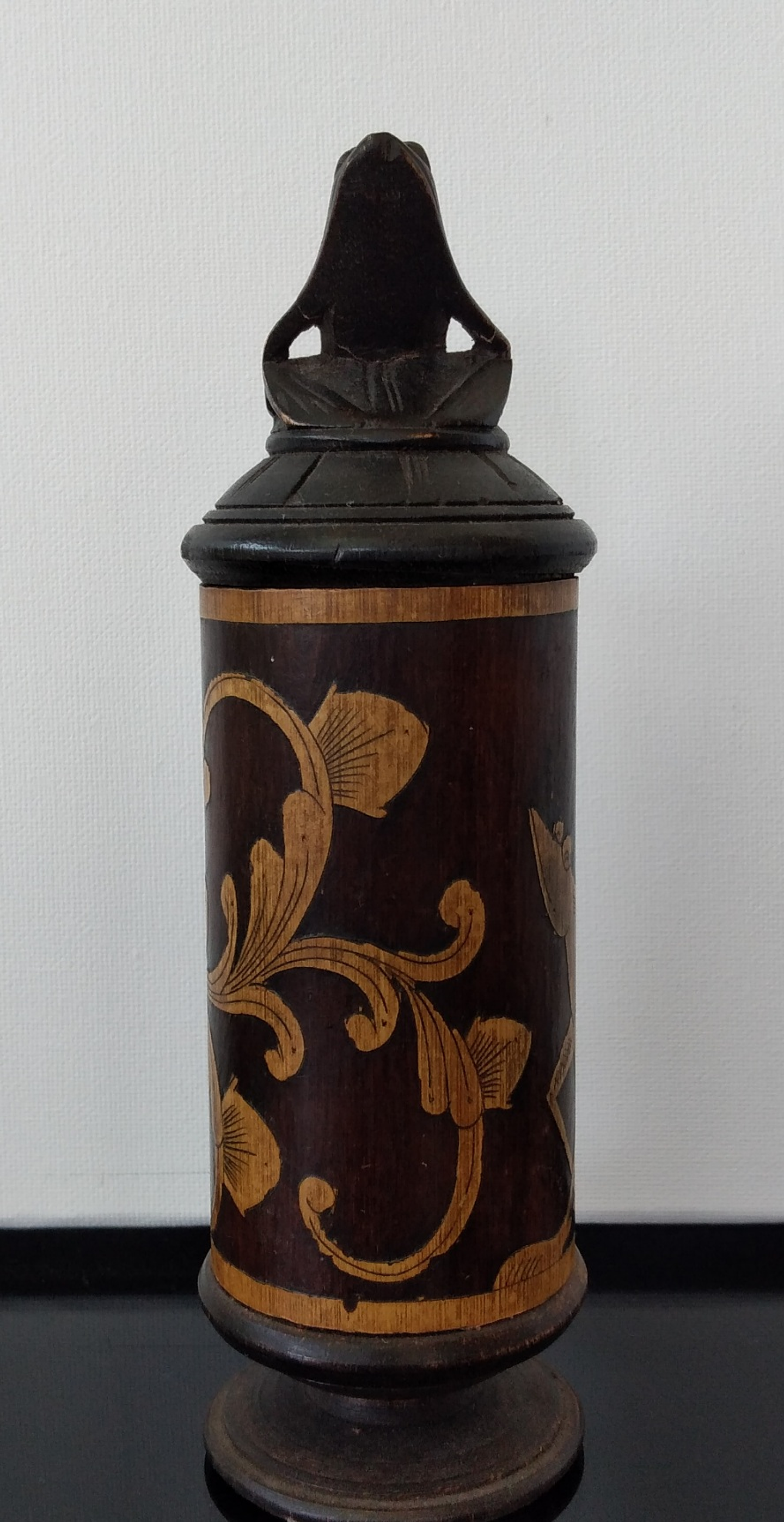 Tabaqueira com marqueterie 2