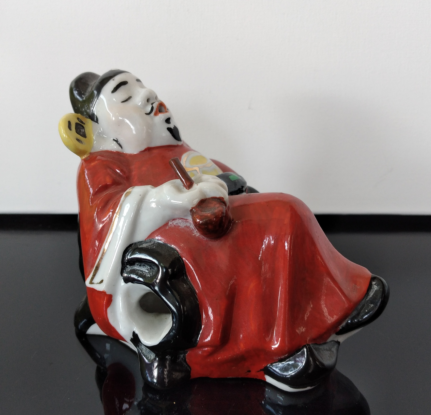 Cinzeiro oriental, exalador 5