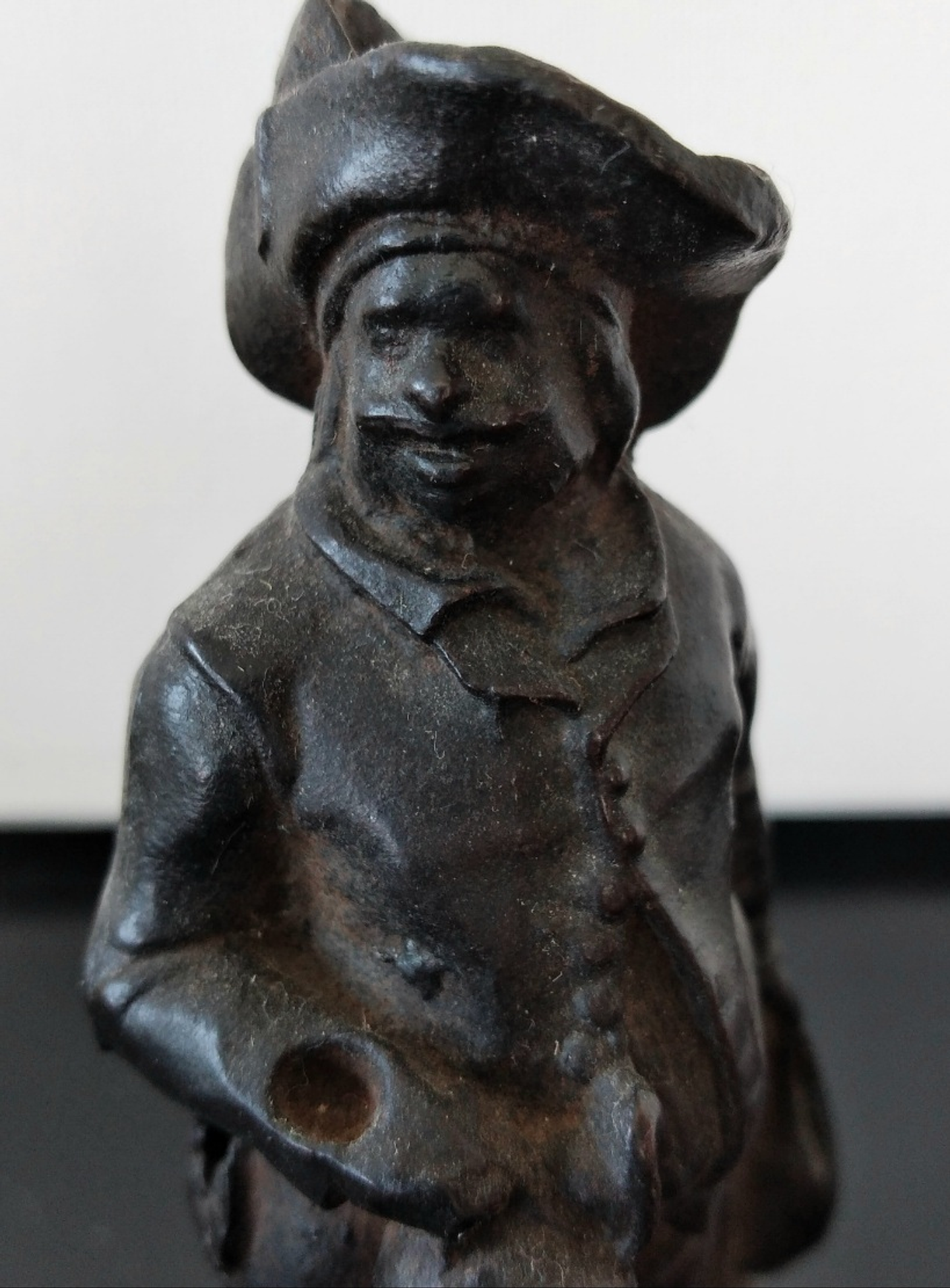 Escultura em ferro fundido 6