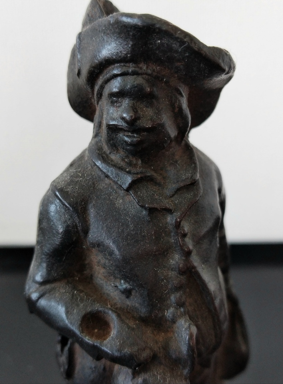 Escultura em ferro fundido 6