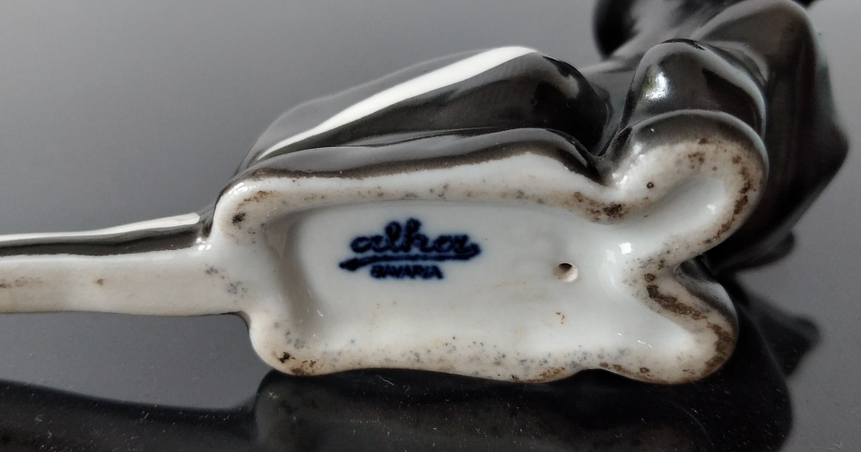 Cão em porcelana Alka 9