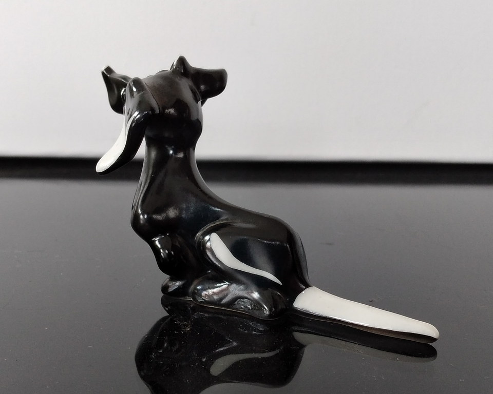 Cão em porcelana Alka 10