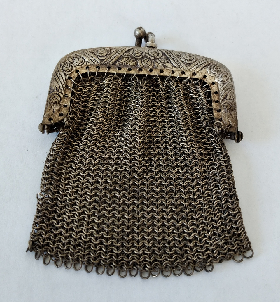 Porta moedas em malha 1