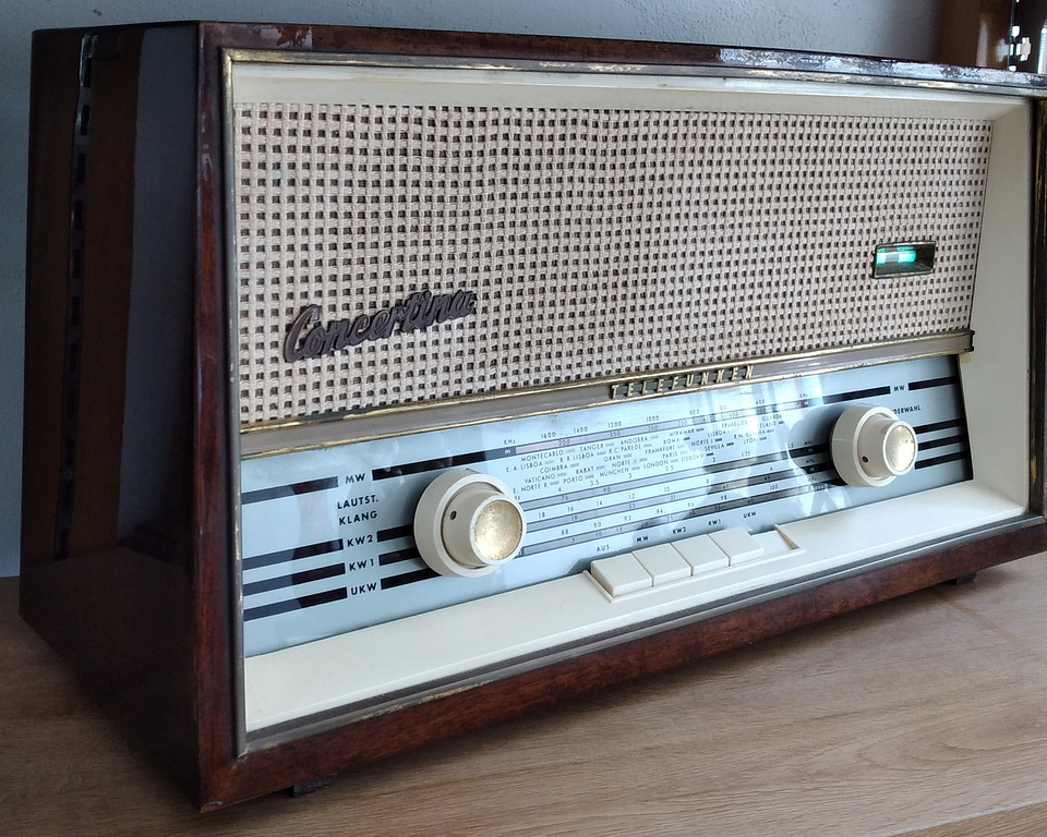 Rádio Telefunken 2