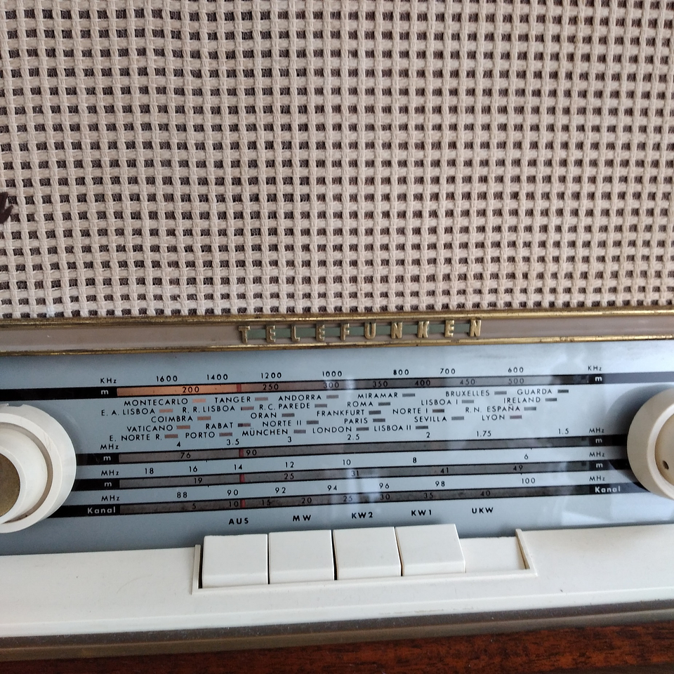 Rádio Telefunken 6